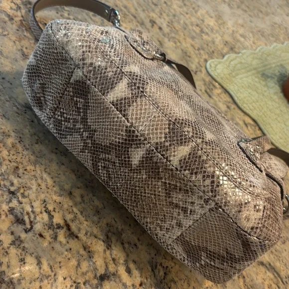 New Coach Pattern Women's Bag - Picture 11 of 13